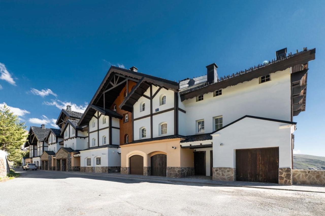 Beautifully Renovated 4 Bedroom Apt + Kid'S Room Sierra Nevada Kültér fotó